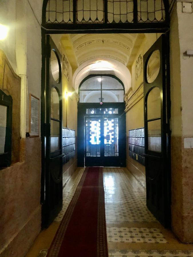 King Of Church Budapest Exterior photo